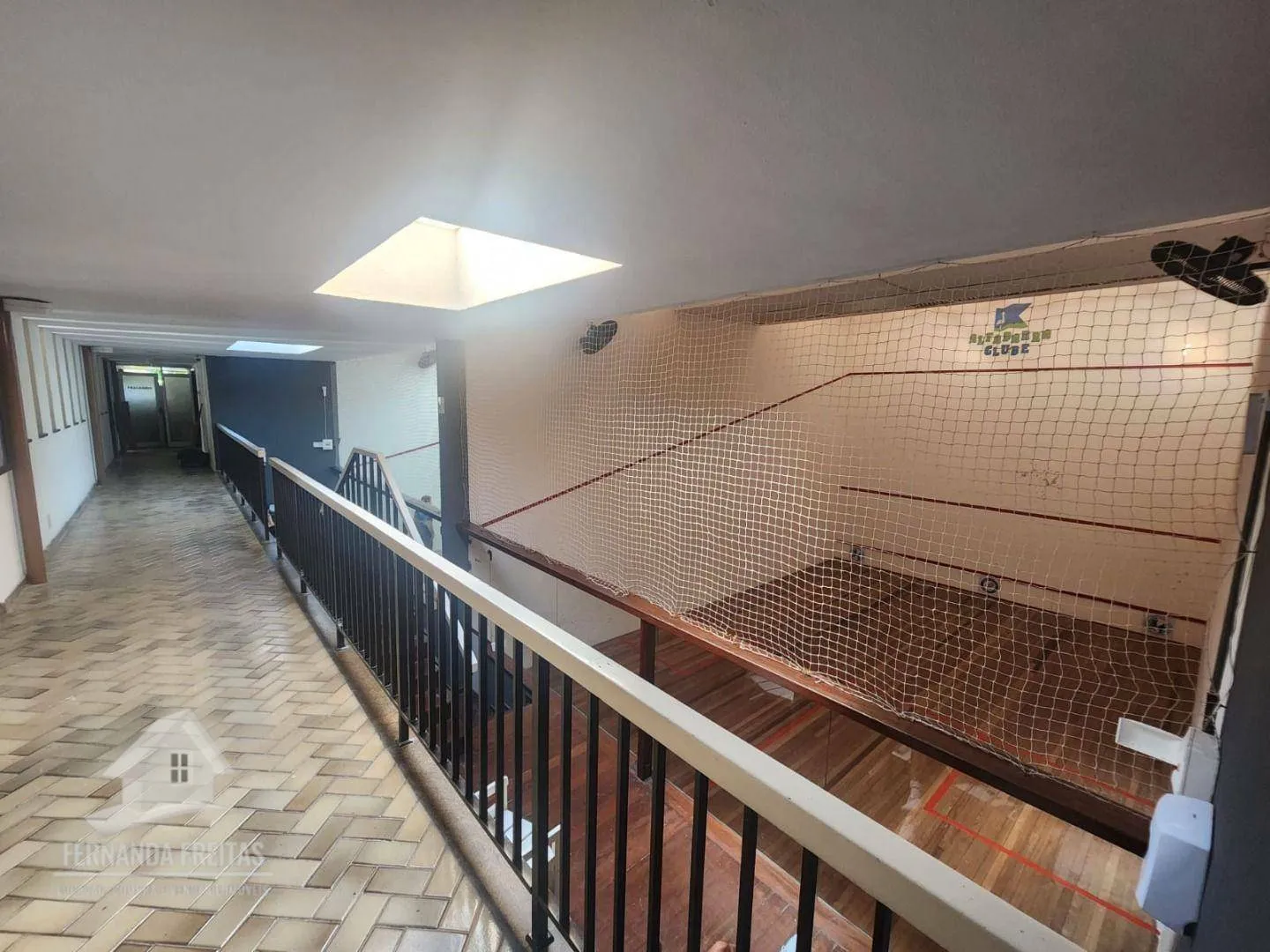 4-bedroom apartment with enclosed balcony and private garden — photo 81