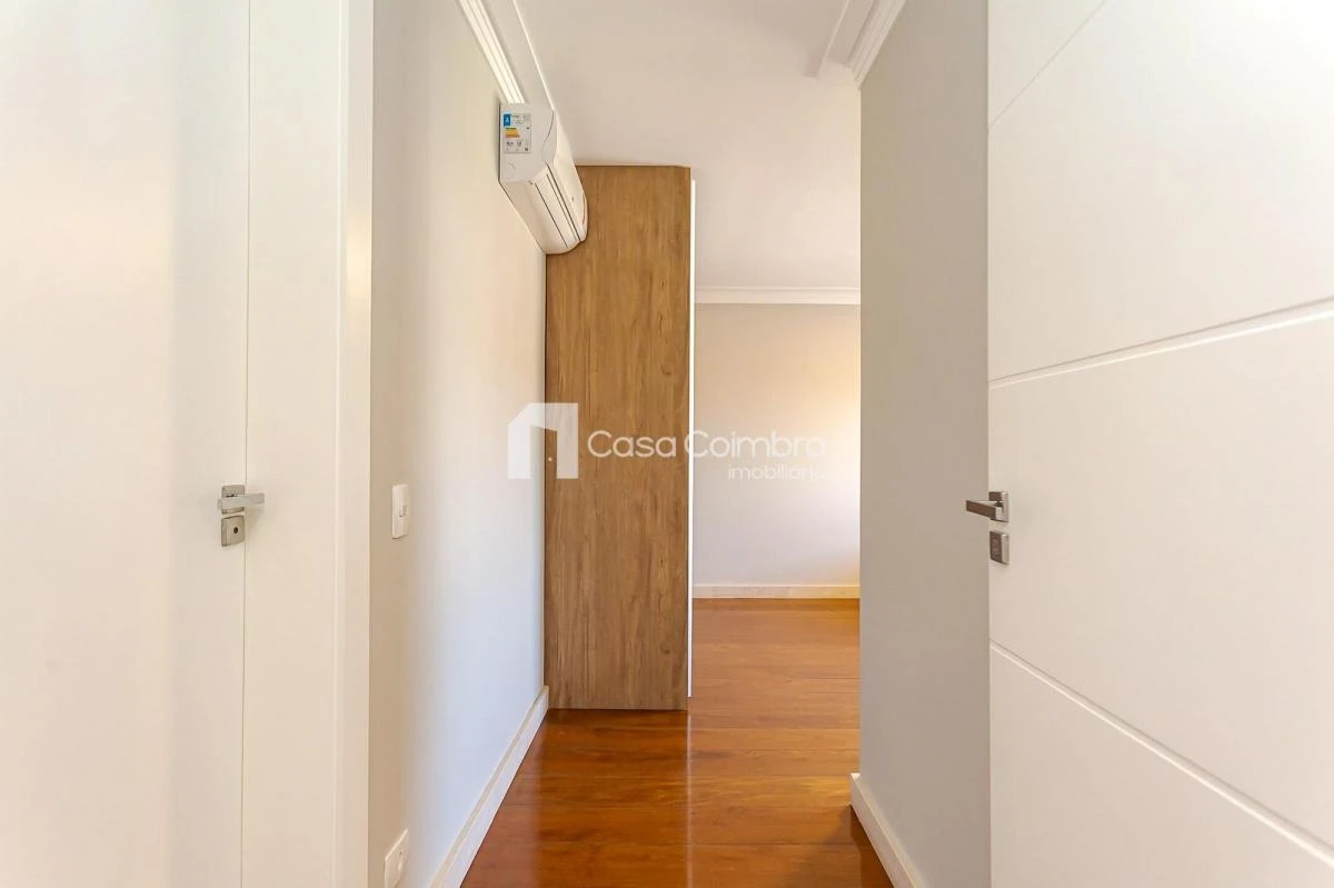 House, 450 m², with a bathtub — photo 39