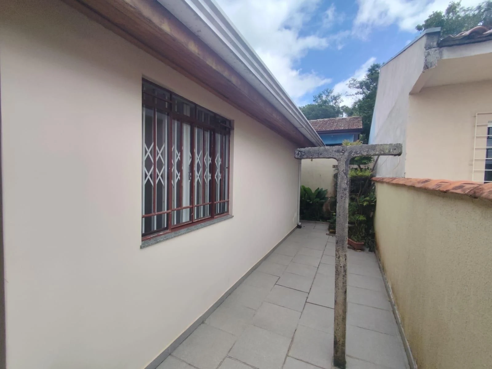 Casa, 90 m², com piso de madeira ou laminado — photo 9