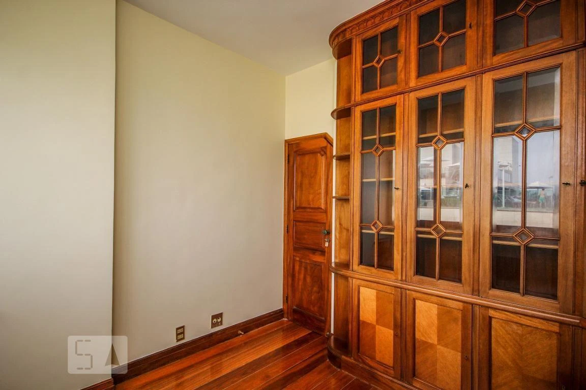 Apartment with 4 bedrooms, 4 baths and 300 m² — photo 20