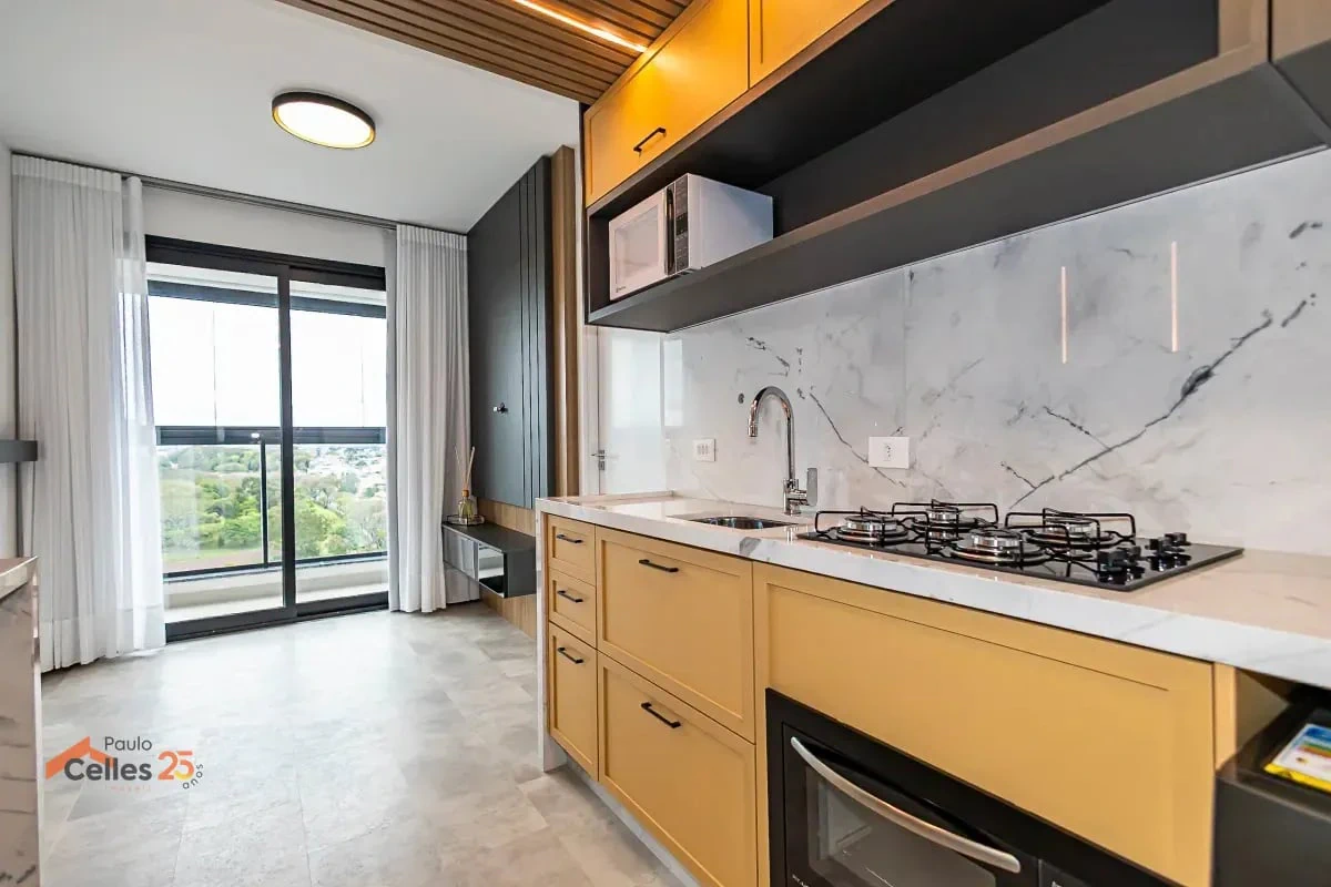Засклений балкон та 2 спальні: квартира 47 м² — photo 2