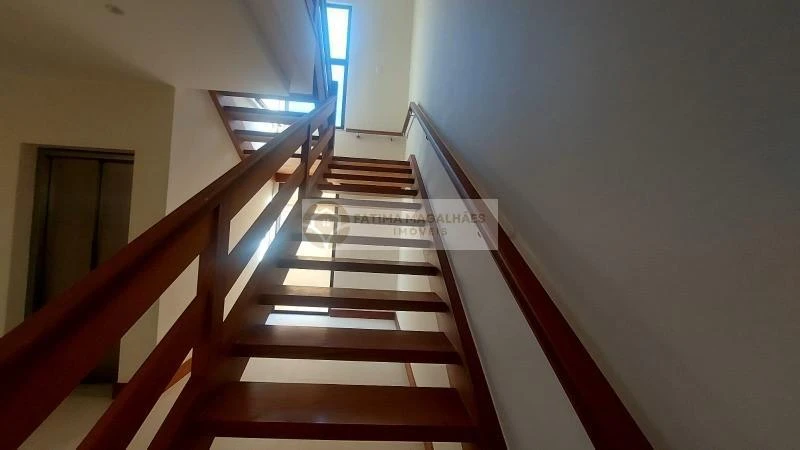 Casa com 6 quartos e 5 suítes, 1036 m² — photo 17
