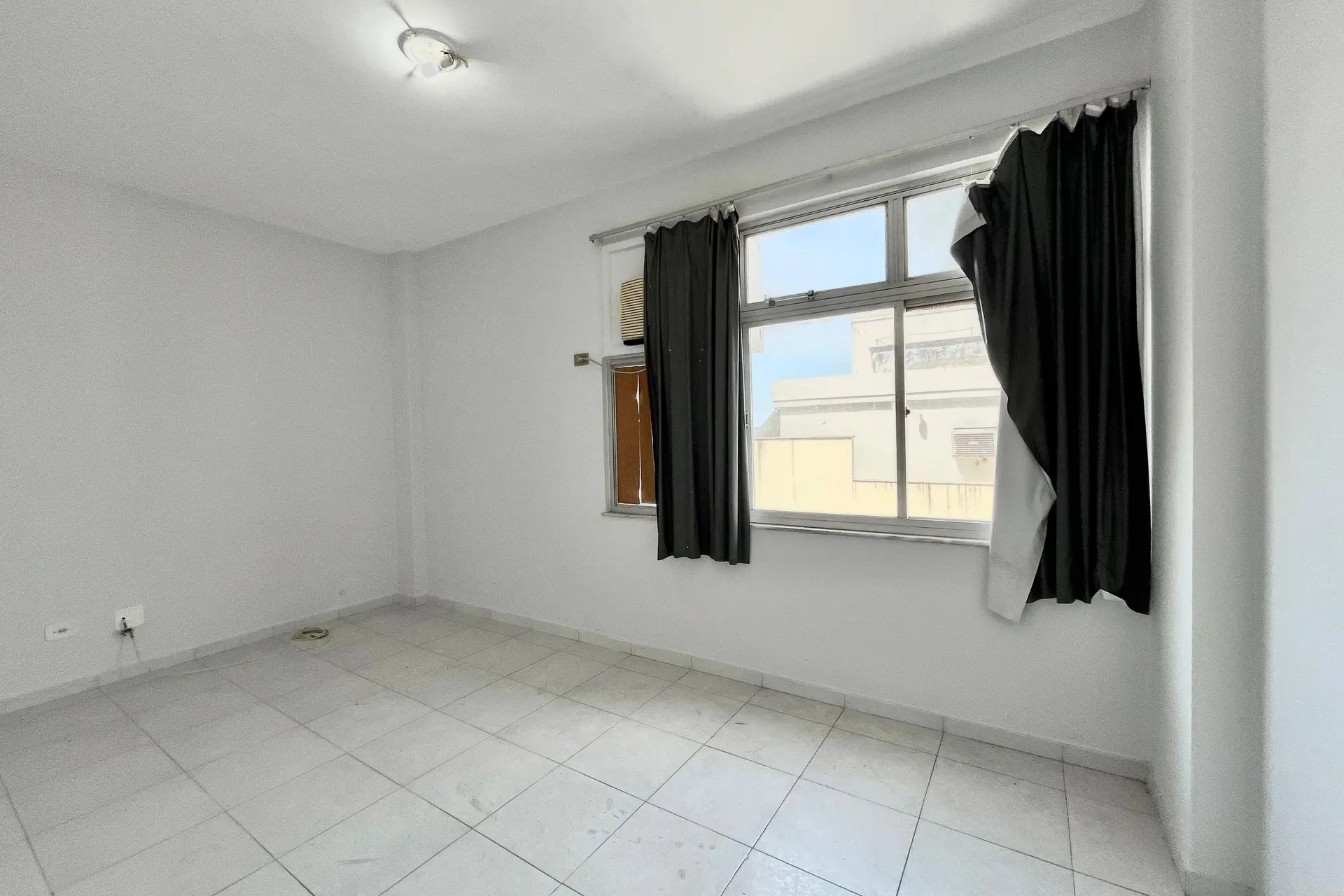 1-bedroom apartment for rent with balcony and parking — photo 36