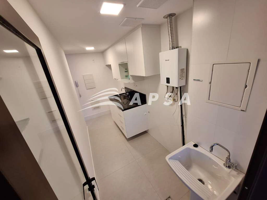74 m² apartment with 2 en-suite bedrooms and 2 parking — photo 4
