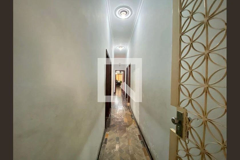 Casa para locação com varanda e 4 quartos, 1147 m² — photo 41