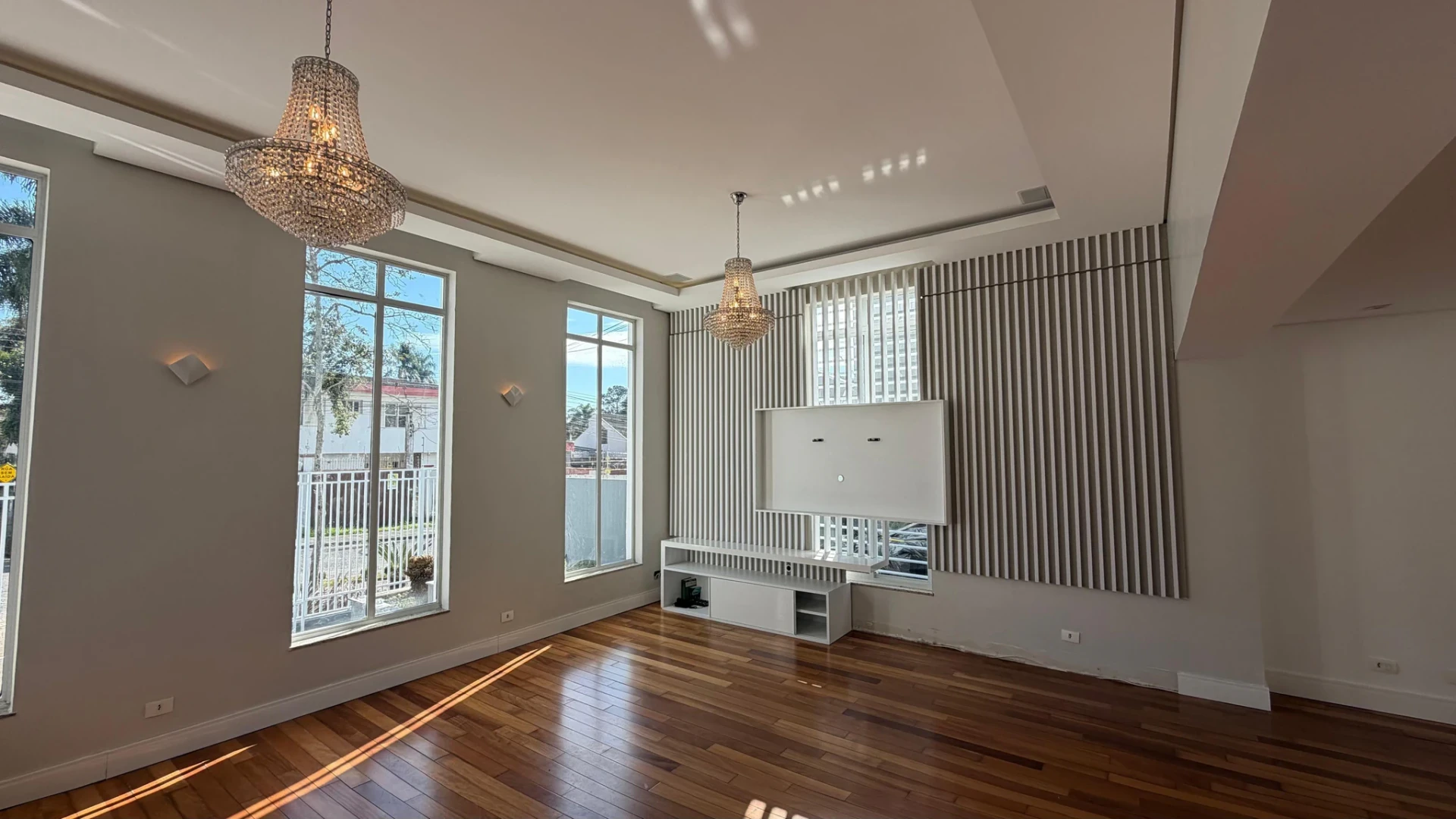 Casa com 4 quartos, jardim e churrasqueira privativa — photo 3