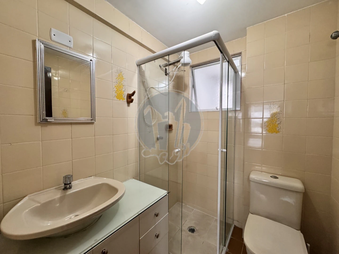 Деревянный пол или ламинат и 1 спальня: квартира 38 м² — photo 9