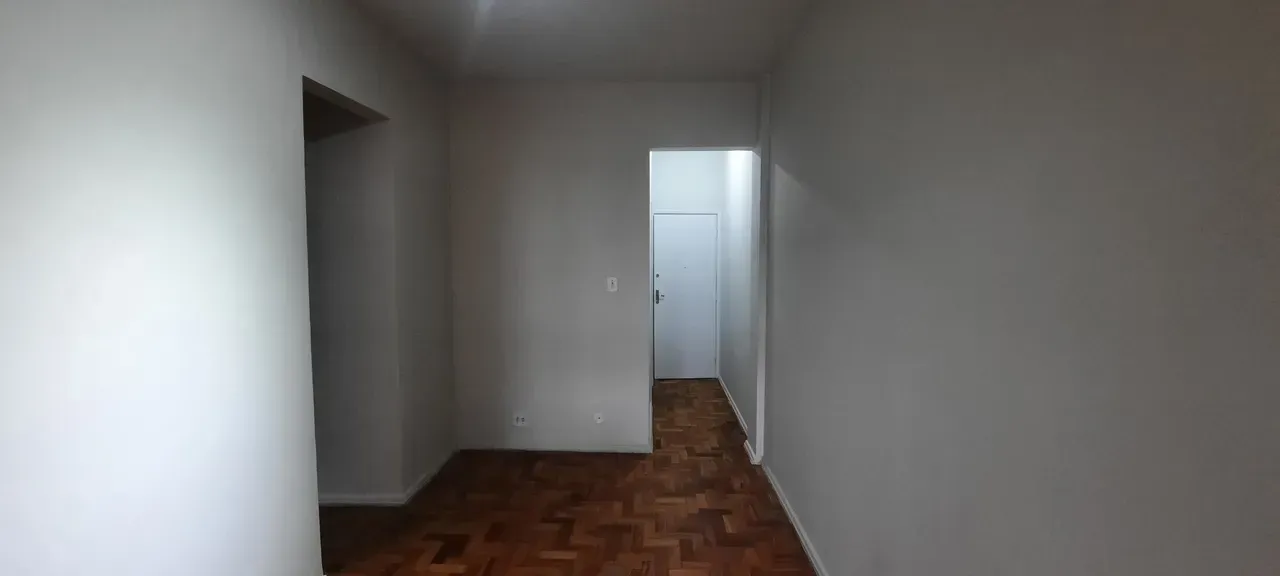 Apartment with a closed kitchen and 2 bedrooms — photo 9