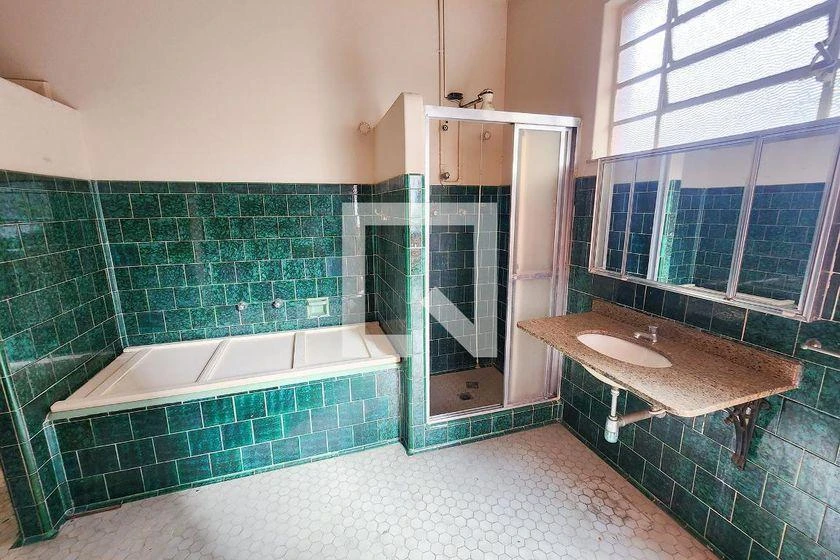 Casa de 630 m² com 5 quartos e 3 banheiros — photo 34
