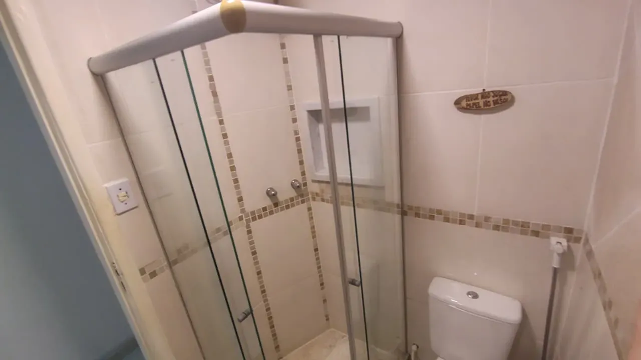Furnished 180 m² apartment with 3 bedrooms and a suite — photo 16