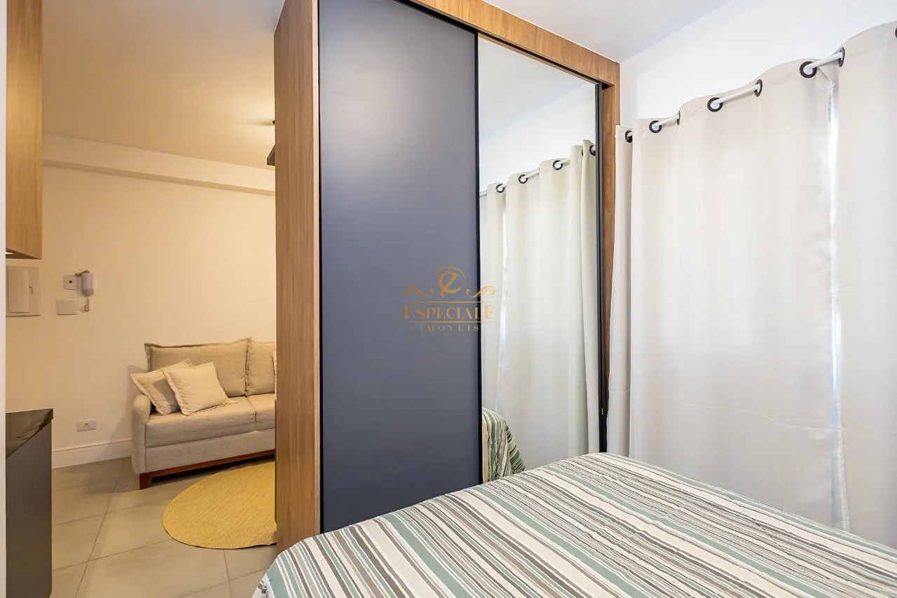 Furnished 1-bedroom apartment of 32 m² with balcony — photo 13