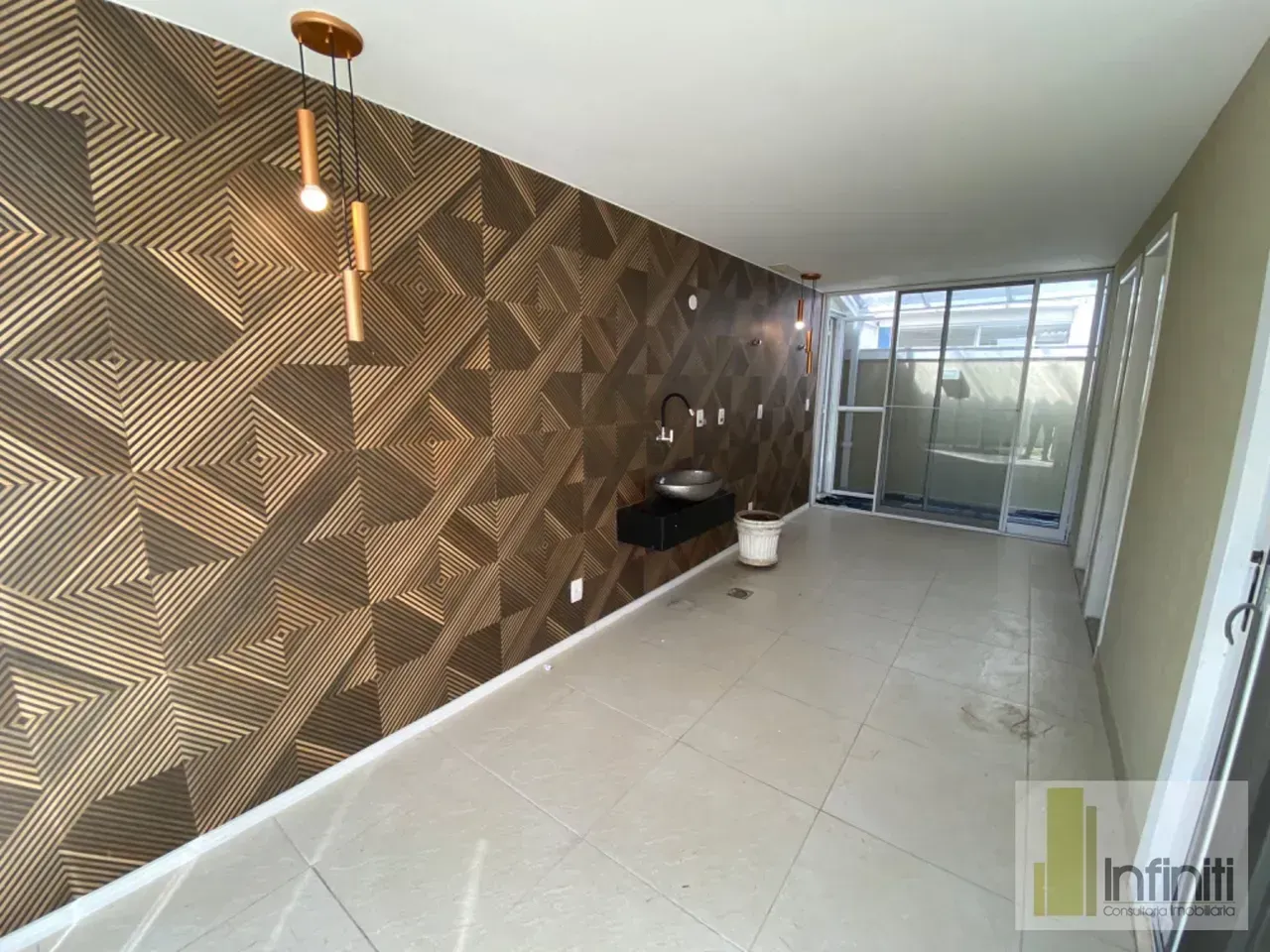 Casa sem mobília com 3 quartos e 5 banheiros — photo 13