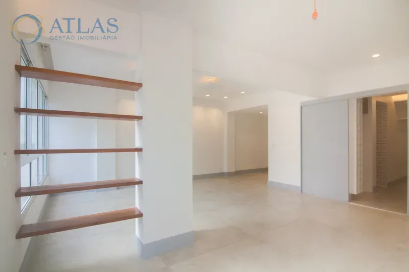Apartamento, 90 m², com janelas do piso ao teto — photo 11
