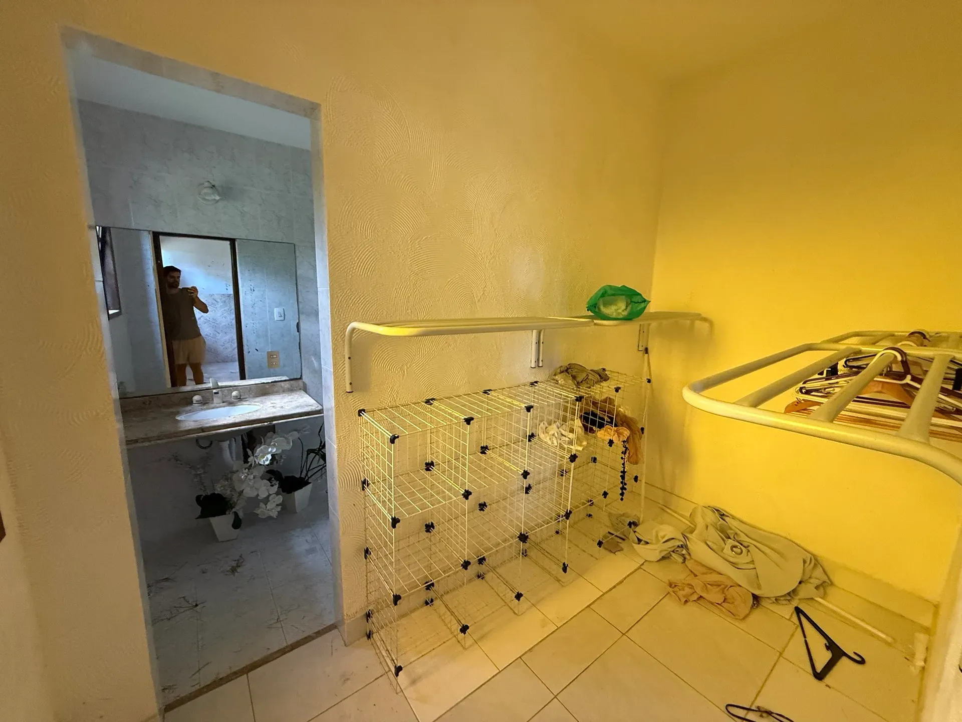 Furnished house, 350 m², with a glass-enclosed balcony — photo 28