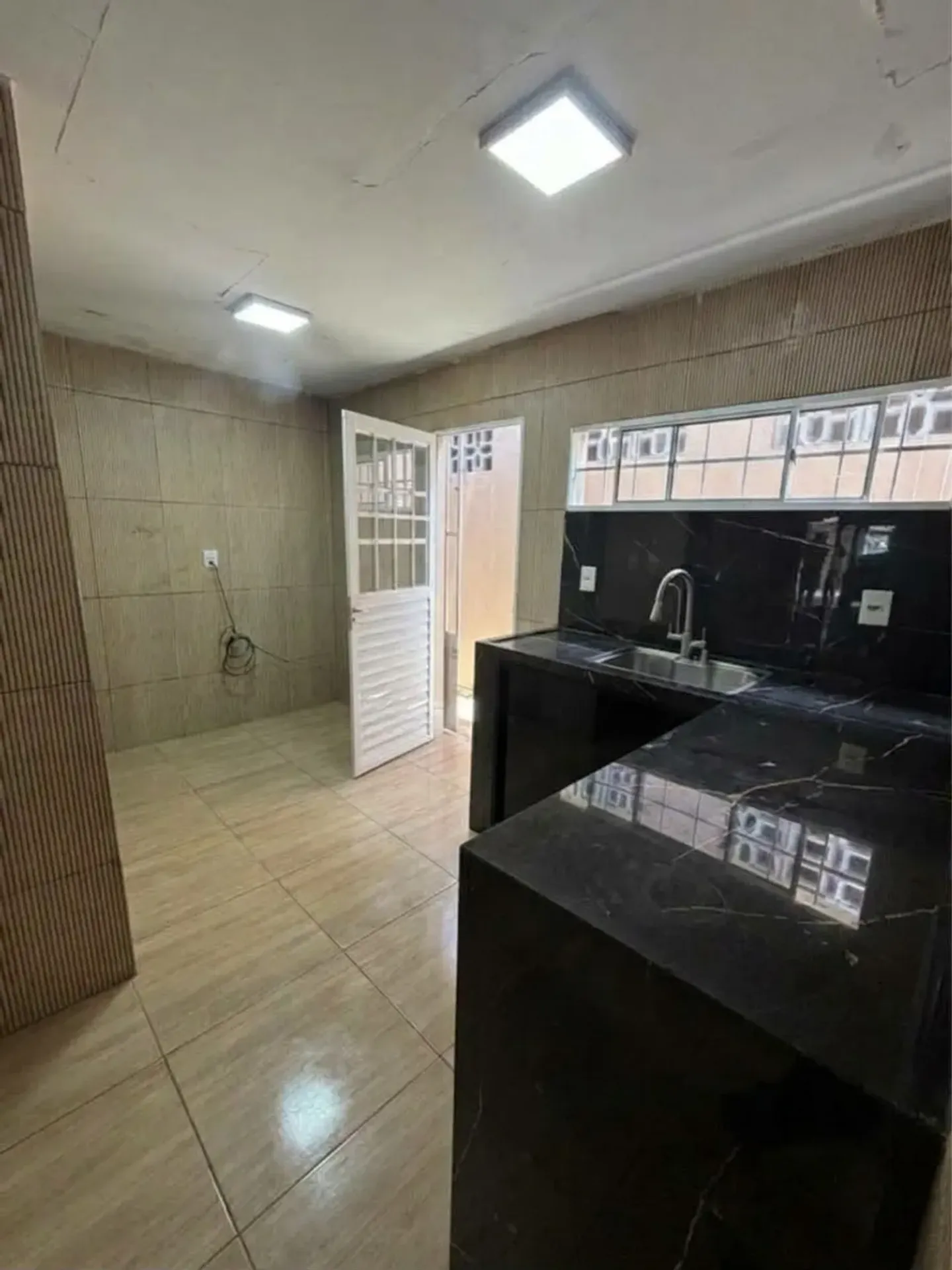 4-bedroom house, 2 with their own bathrooms, 180 m² — photo 6