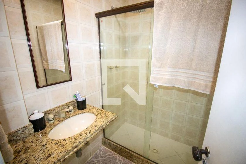 160 m² 3-suite rental apartment with balcony — photo 42