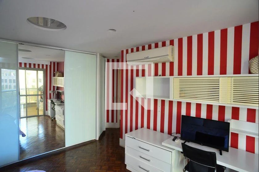 Apartamento para aluguel com varanda envidraçada e 4 quartos — photo 26