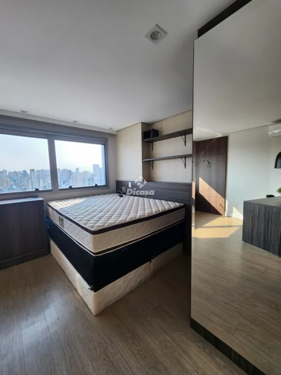 Furnished 1-bedroom apartment with an open-plan kitchen — photo 5