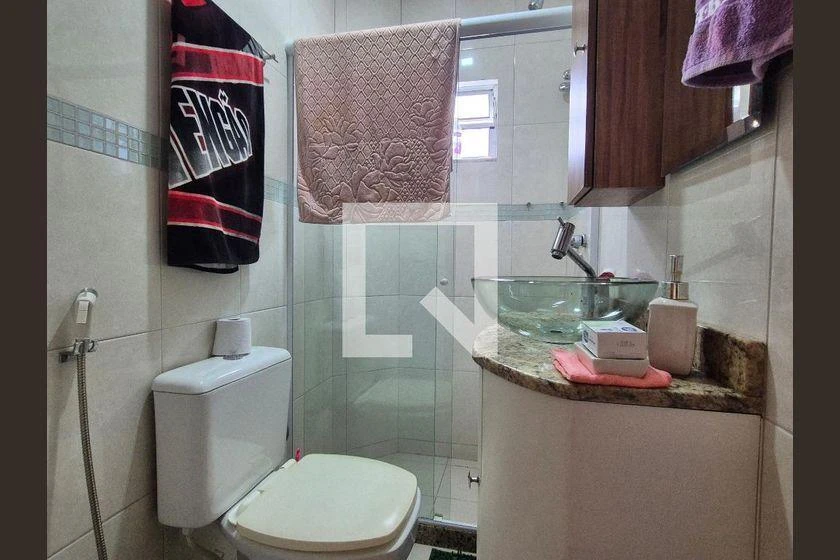 Condominium house with 4 bedrooms and a gas stove — photo 45