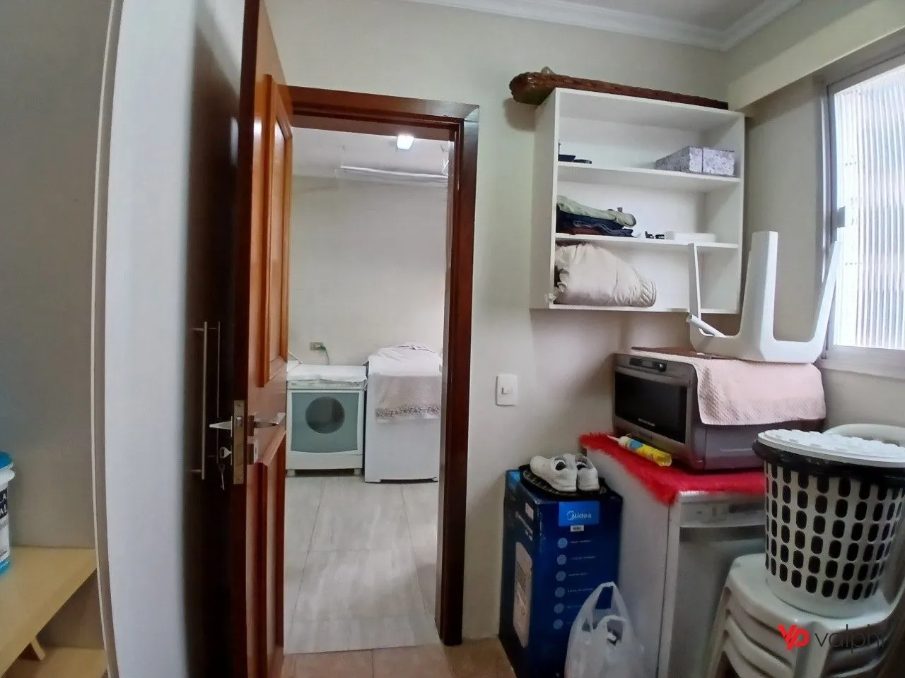 4-bedroom apartment with a walk-in closet in Curitiba — photo 76