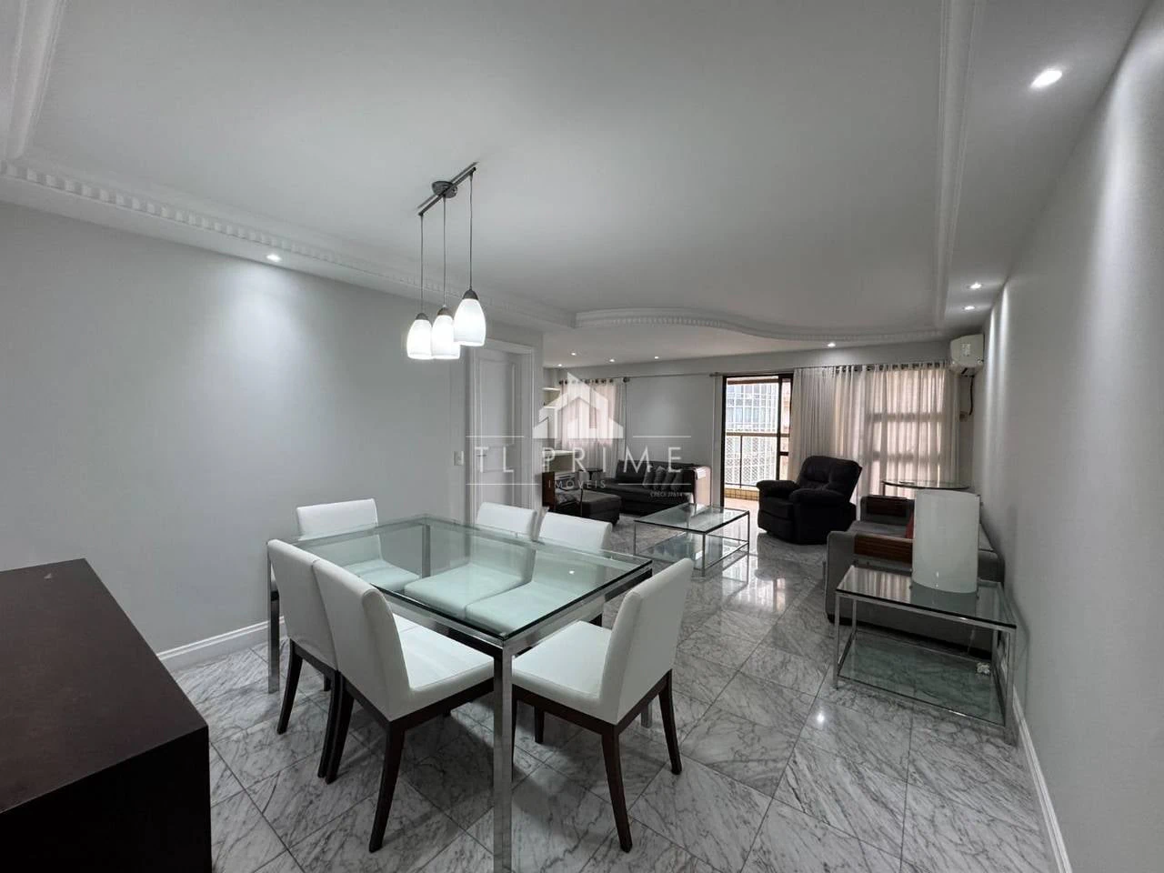 4-bedroom apartment with a private pool — photo 8
