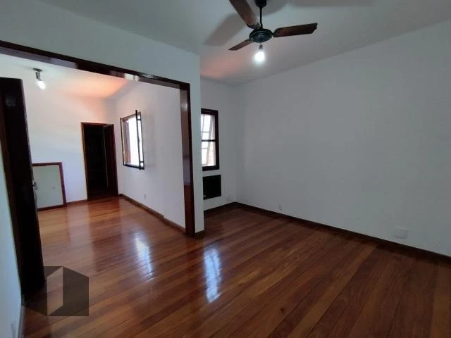 602 m² house with 4 bedrooms and a gas stove kitchen — photo 15