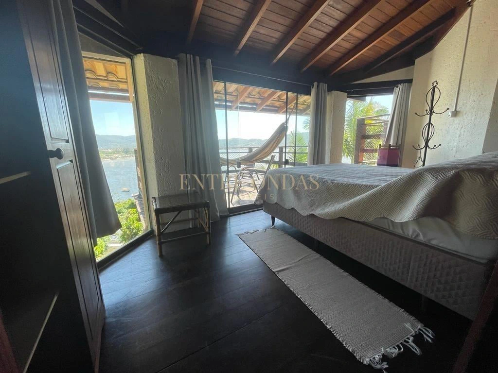 Furnished house with 8 bedrooms and 10 bathrooms, 2,500 m² — photo 7