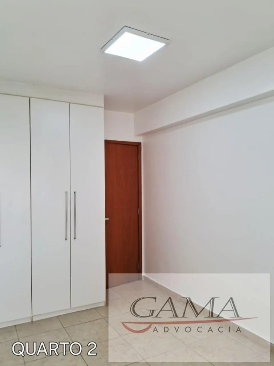 Apartment with 3 bedrooms and an enclosed balcony — photo 12