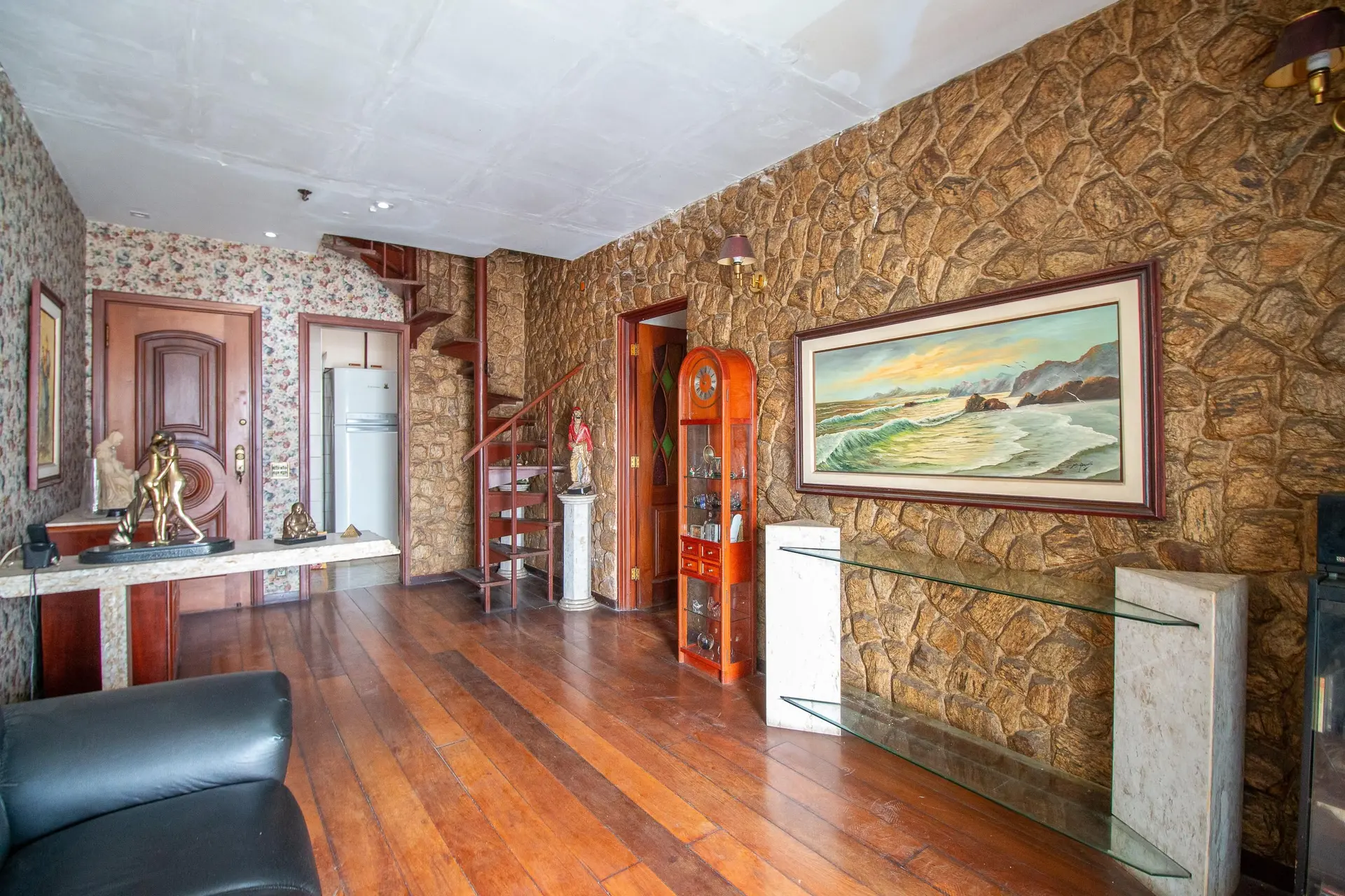 4-bedroom apartment in a building with a sauna — photo 3