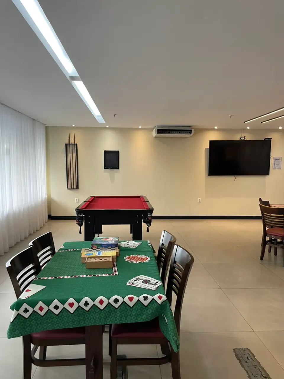 Apartamento mobiliado com 1 dormitório, 2 banheiros e 1 vaga — photo 10