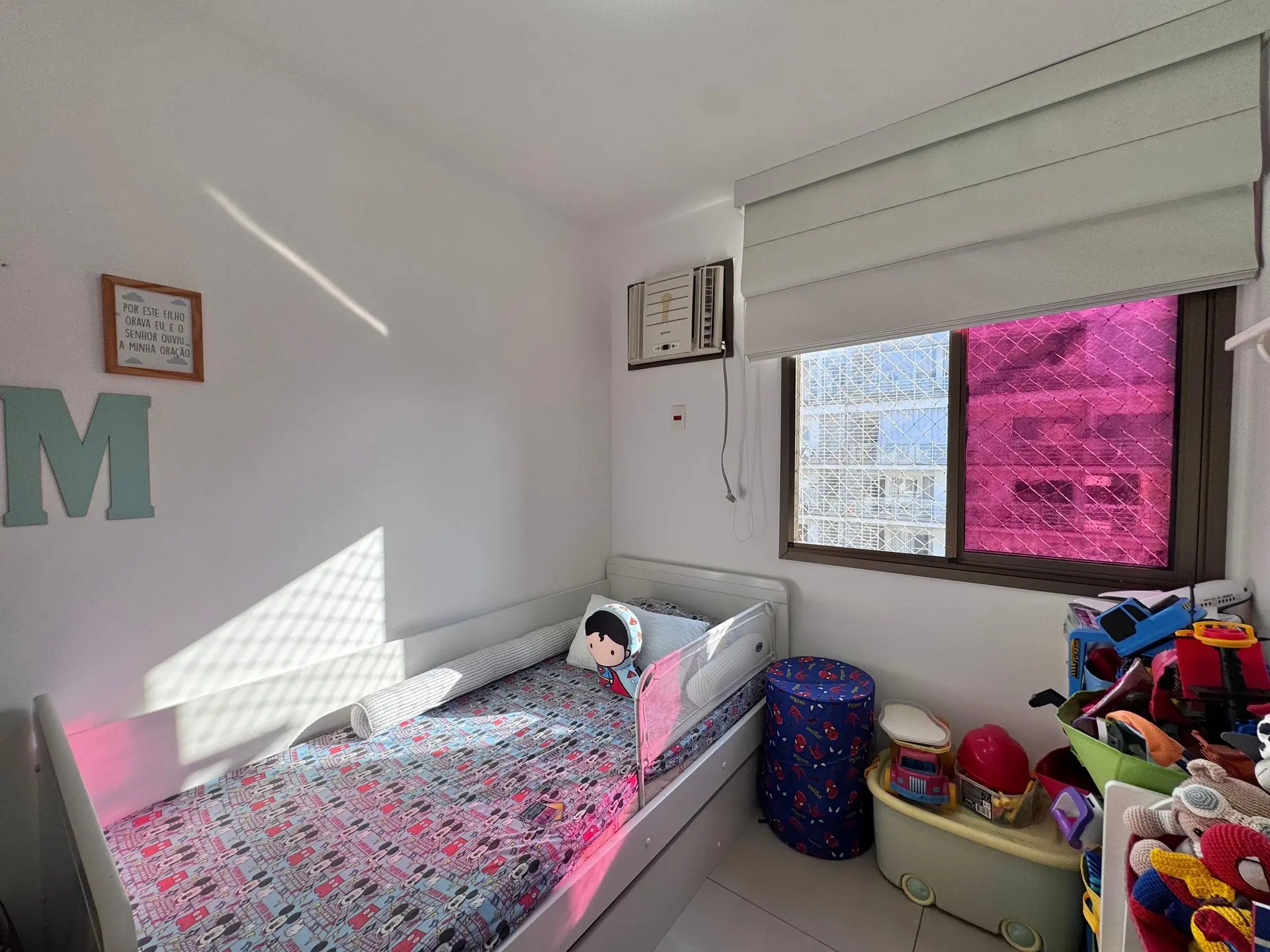 4-bedroom apartment with a glass-enclosed balcony — photo 3