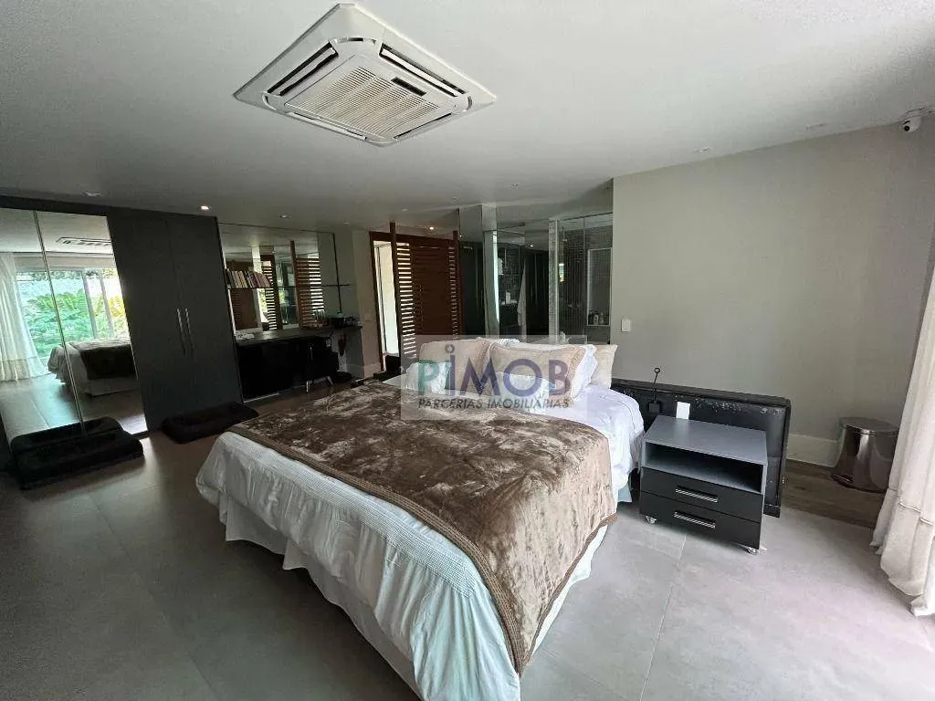 Casa mobiliada com 3 quartos e 5 banheiros, 550 m² — photo 34