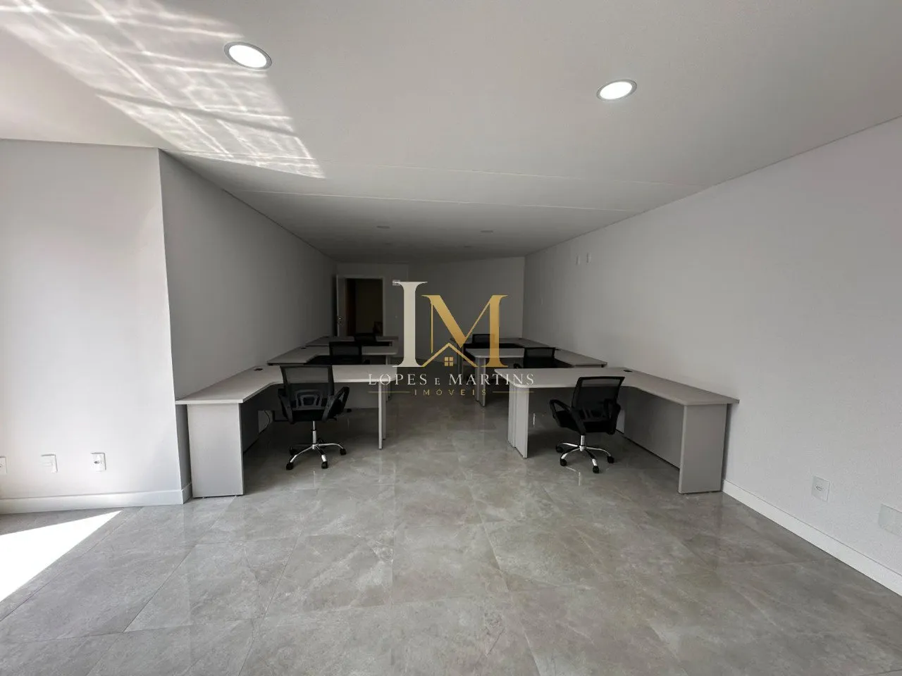 63 m² apartment with a washing machine and a home office — photo 39