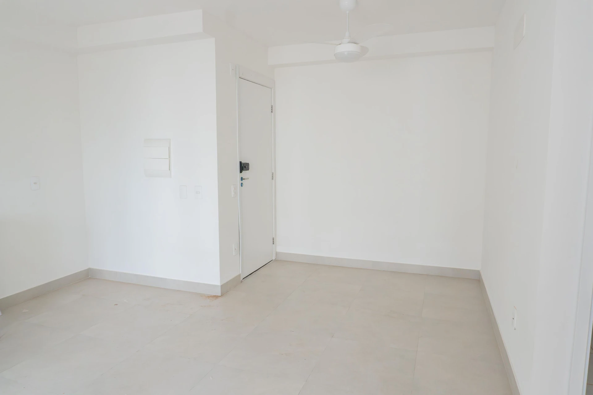 2-bedroom apartment in a building with a sauna — photo 11