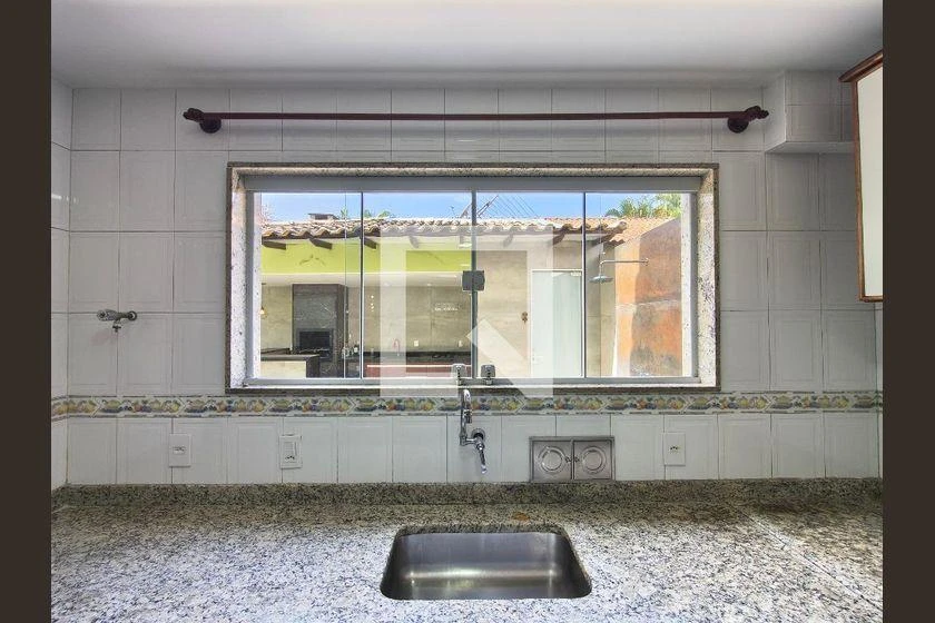Мебльований будинок з 3 спальнями на 297 м² — photo 33