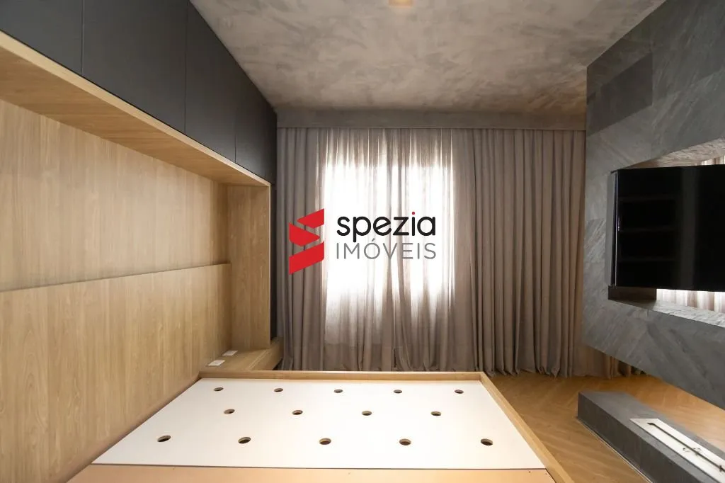 332 m² apartment with 2 bedrooms and 5 bathrooms — photo 23