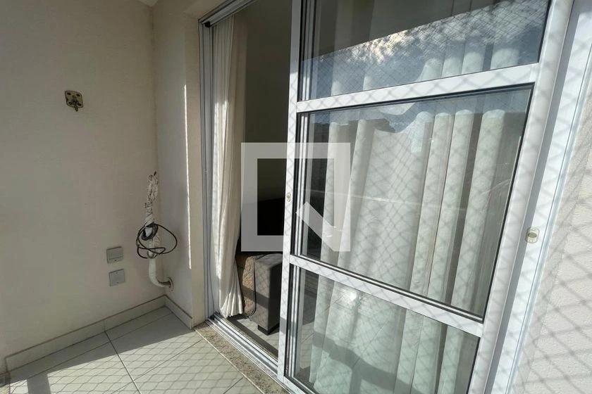 Apartment with balcony, 2 bedrooms and 55 m² — photo 4