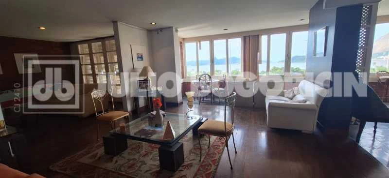 Furnished 260 m² apartment with 4 bedrooms and view — photo 18