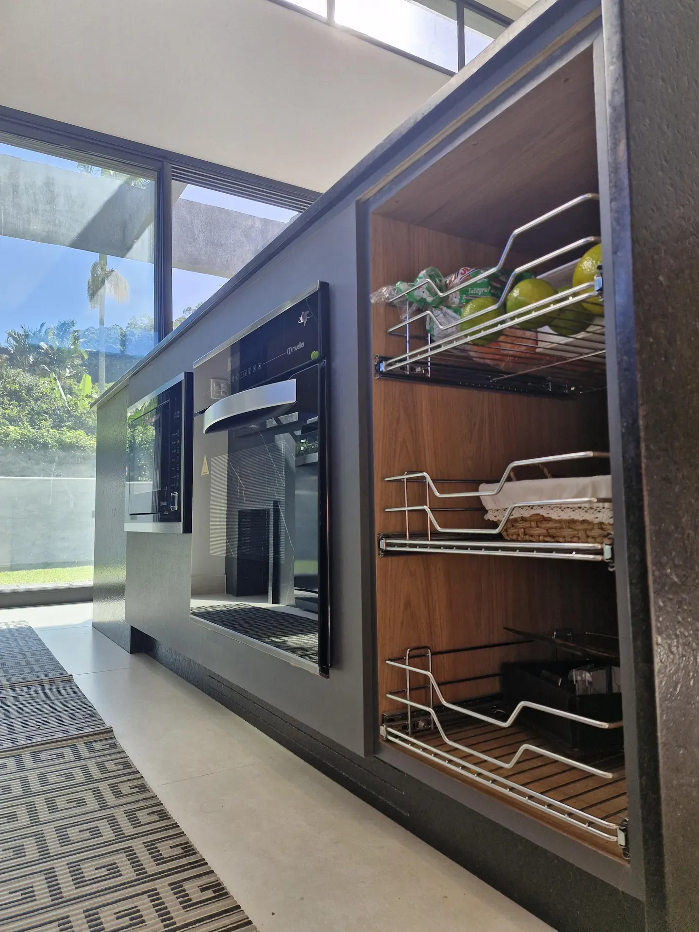 Furnished house with 3 bedrooms and open kitchen — photo 3
