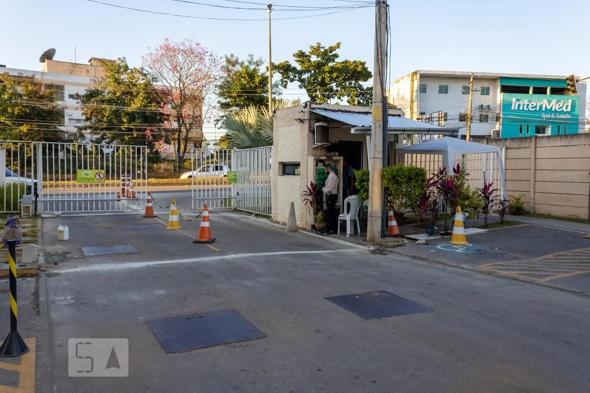 Apartamento com 2 quartos e área de lavanderia — photo 9
