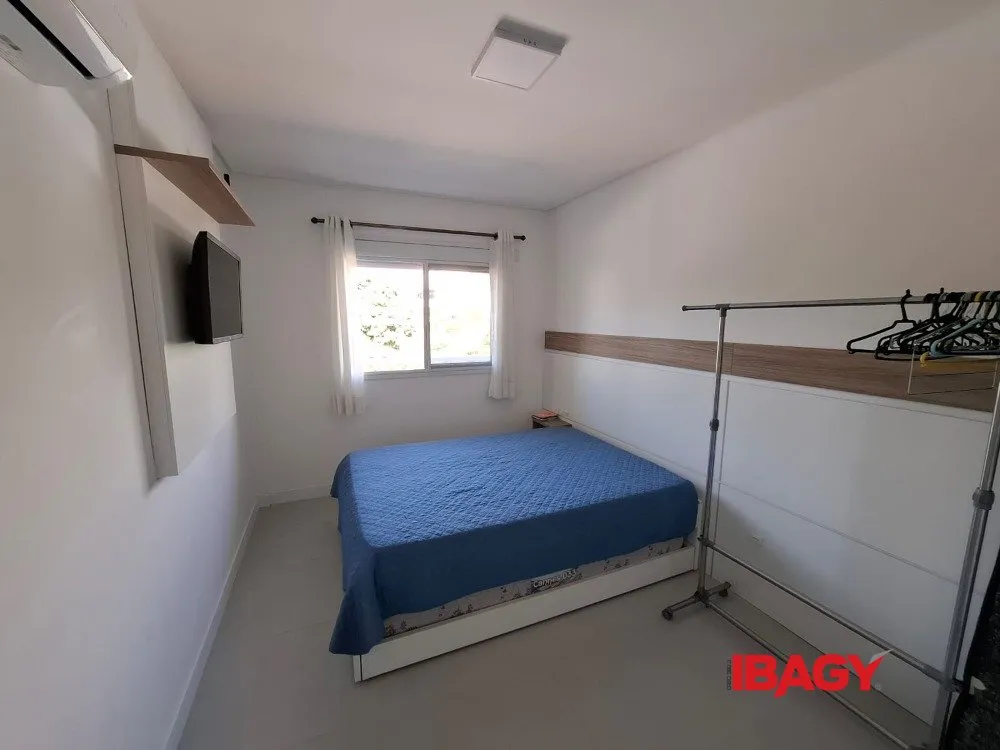 Apartamento amueblado de 2 dormitorios y 121 m² — photo 20