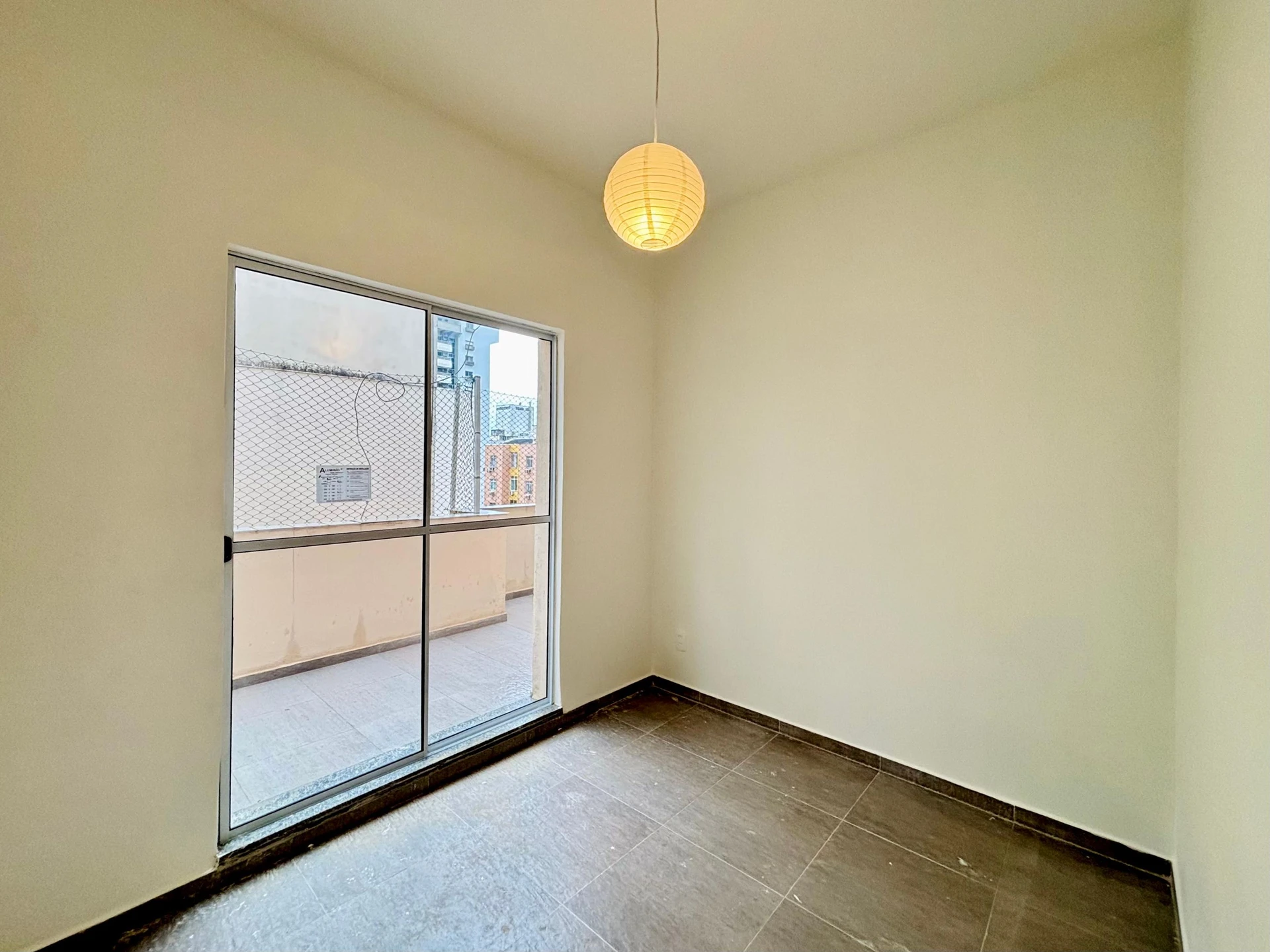 Apartamento com 3 quartos, 1 suíte e varanda — photo 3