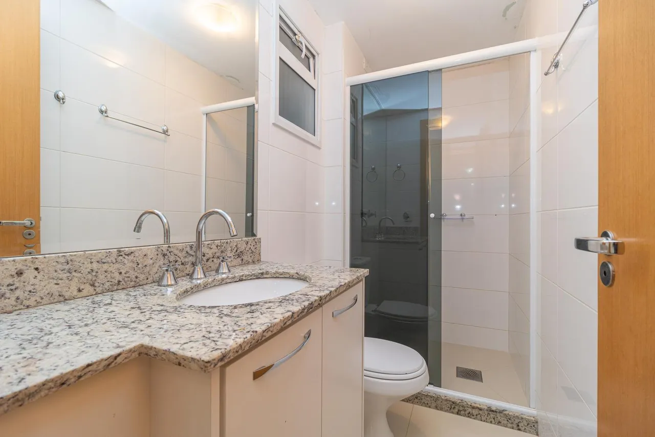 Unfurnished apartment with 2 bedrooms and 1 bath, 138 m² — photo 16