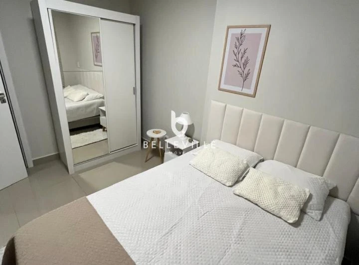 Studio amueblado de 29 m² con escritorio — photo 3