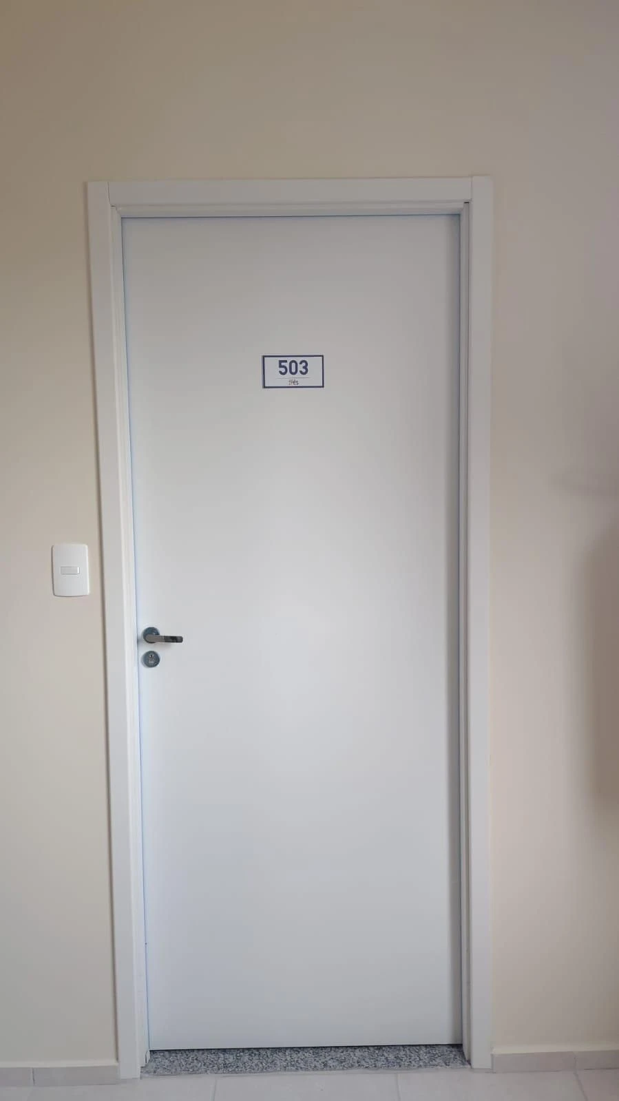 Apartamento de 2 dormitorios y 1 baño con plaza — photo 10