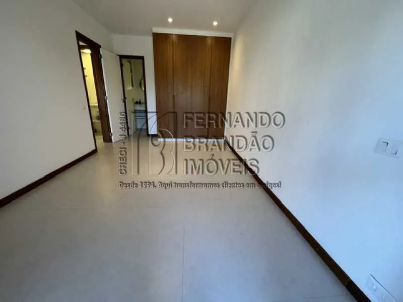 Apartamento com 2 quartos e varanda, cozinha integrada — photo 17