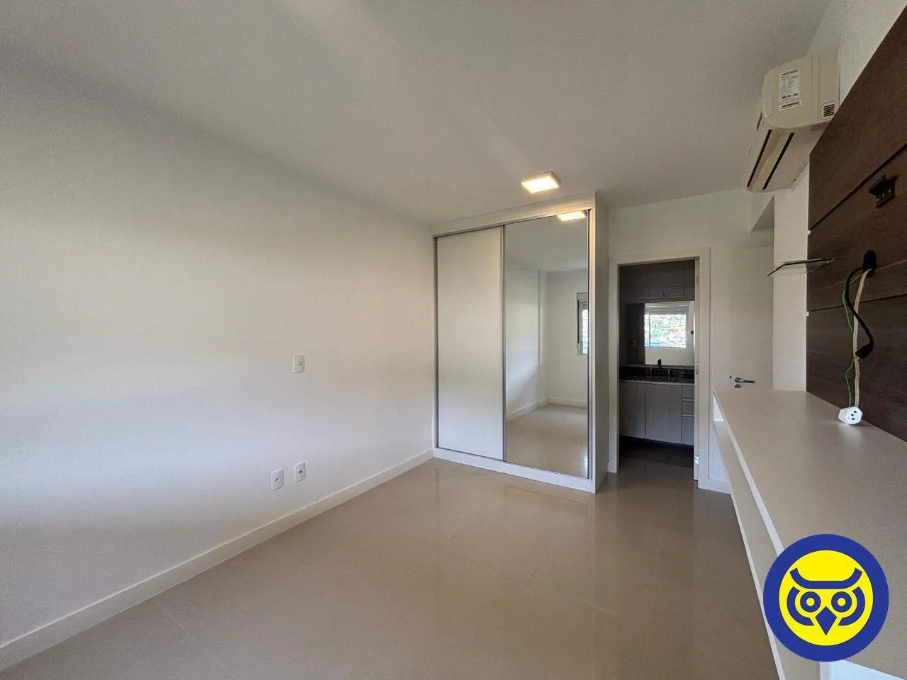 2-bedroom apartment with open kitchen and en-suite — photo 13