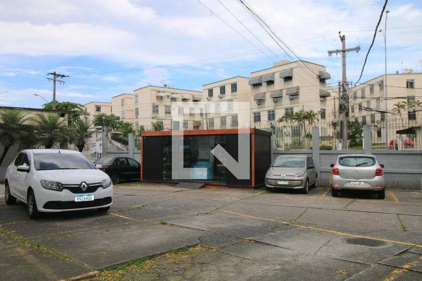 2-bedroom apartment in a building with a gym — photo 39