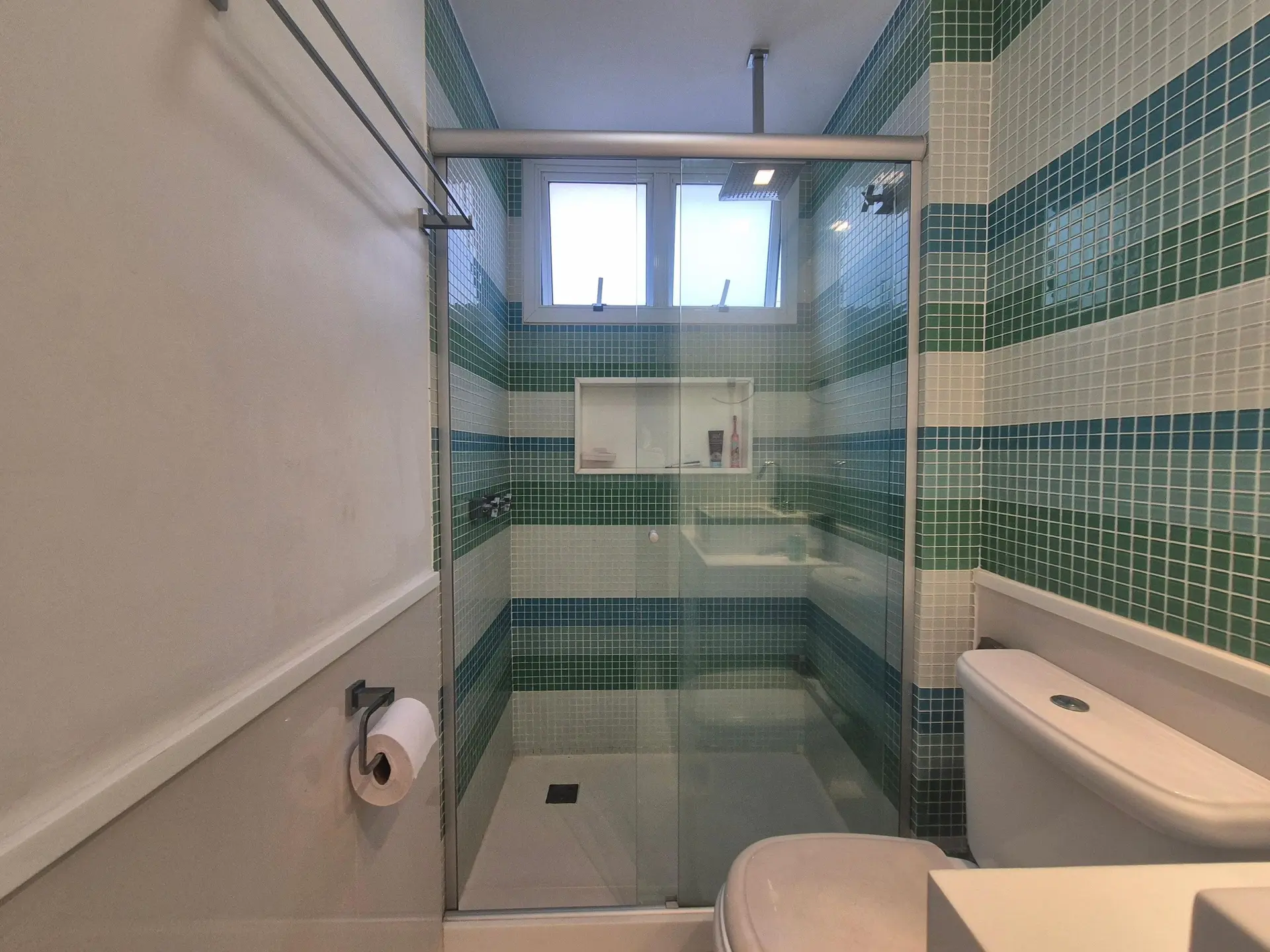 Garden in a 5-bedroom house, 400 m² — photo 74