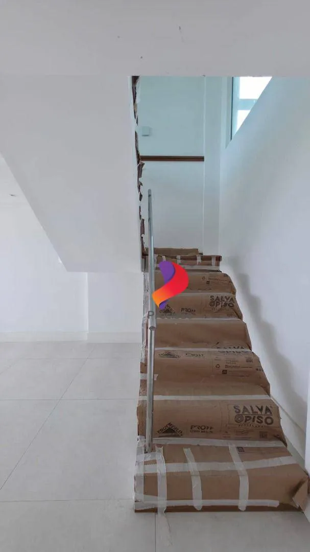 Rental apartment with 3 bedrooms and 5 bathrooms — photo 4